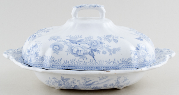 Vegetable Dish with Cover c1880